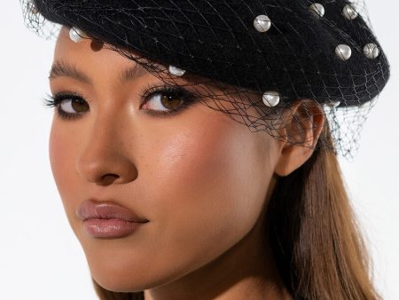 ANABELLE FASHION BERET WITH PEARLS Online Hot Sale